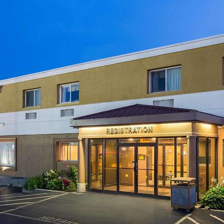 Fairbridge Inn Express Buffalo Airport Williamsville Dış mekan fotoğraf