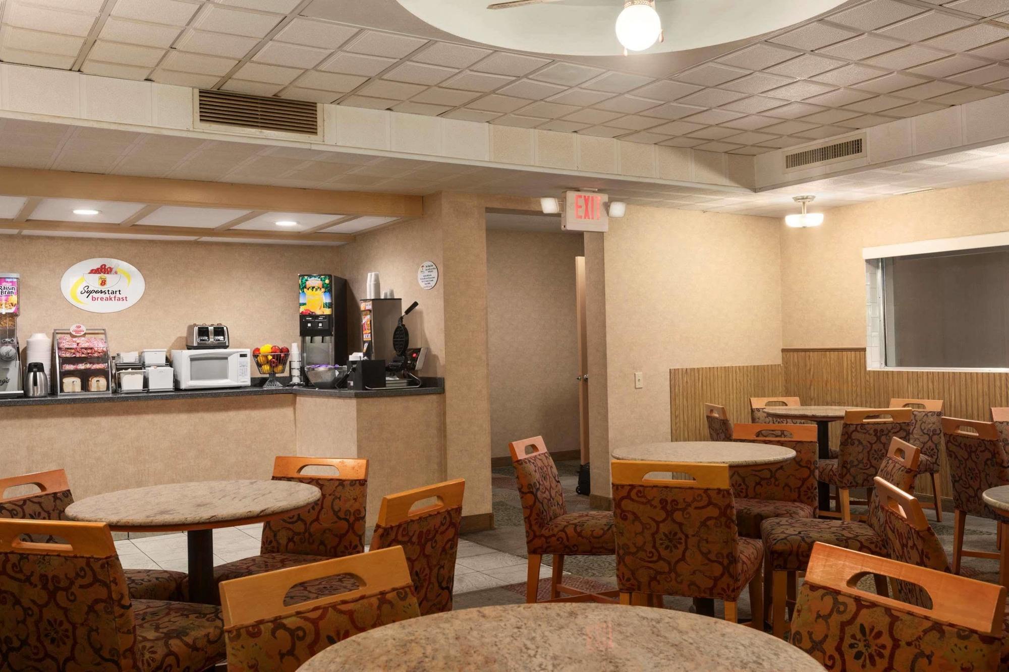 Fairbridge Inn Express Buffalo Airport Williamsville Dış mekan fotoğraf