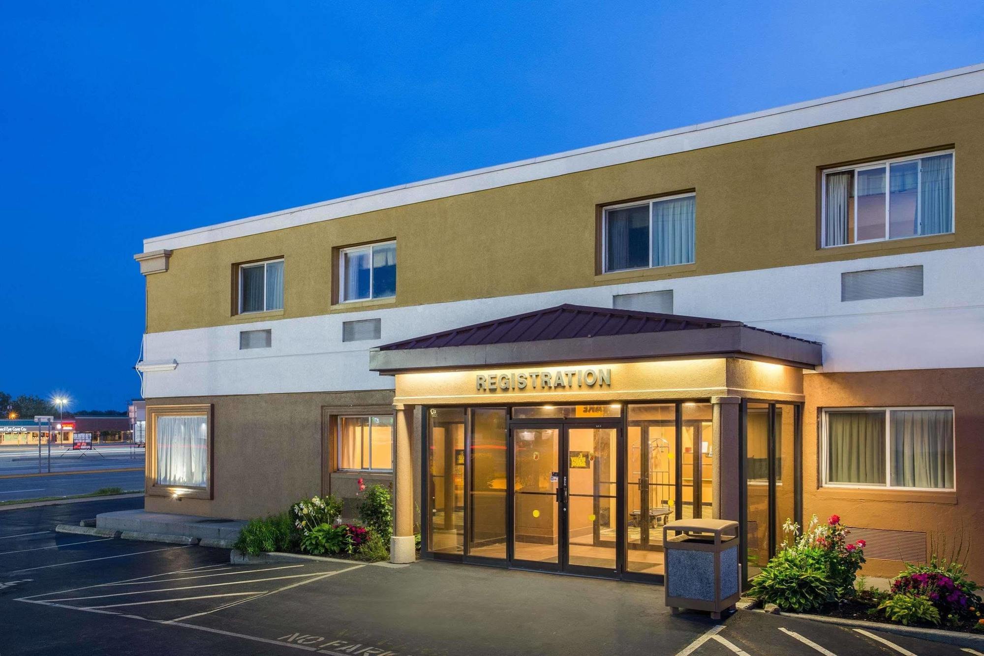 Fairbridge Inn Express Buffalo Airport Williamsville Dış mekan fotoğraf